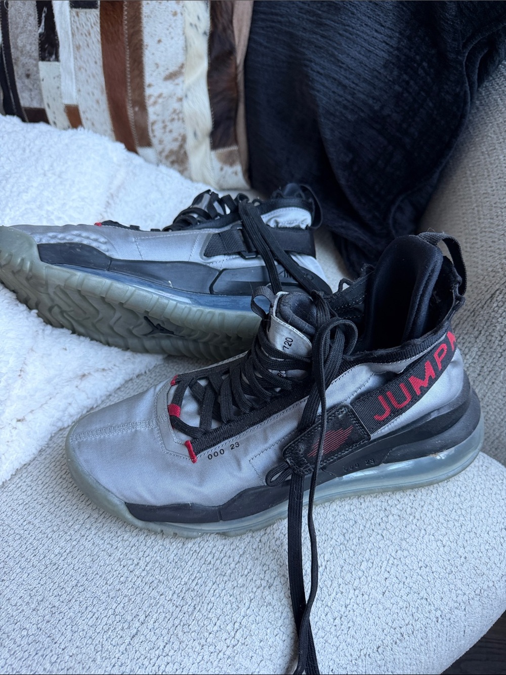 Jump man  Nike Jordans Men's Silver and Black